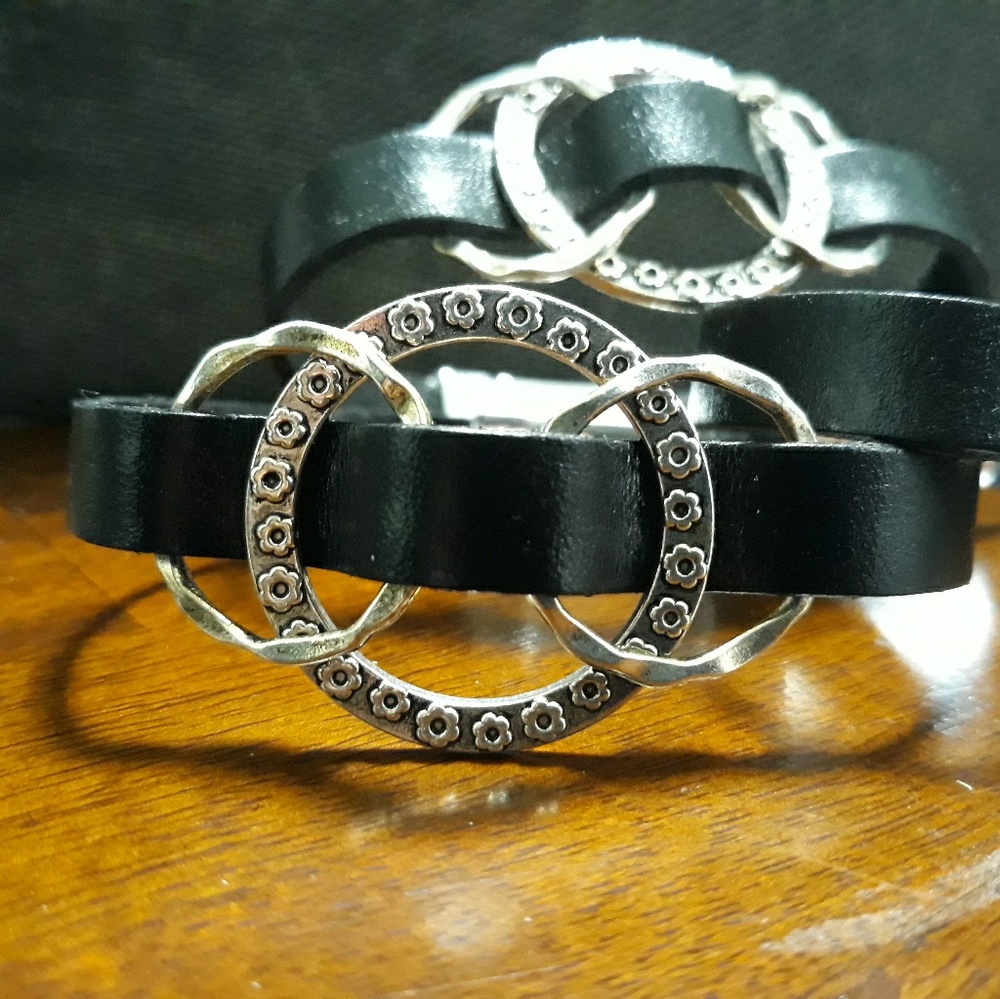 Daisy Twist leather bracelet